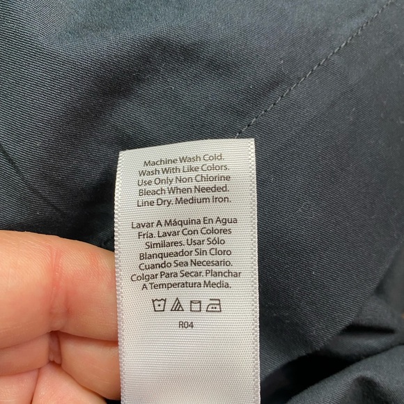 Free Assembly Women's Black Woven Seamed Cami Top
Size S - Picture 7 of 11